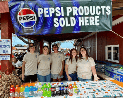 Parrish Community FFA Volunteers at Hunsader’s 33rd Annual Pumpkin Festival