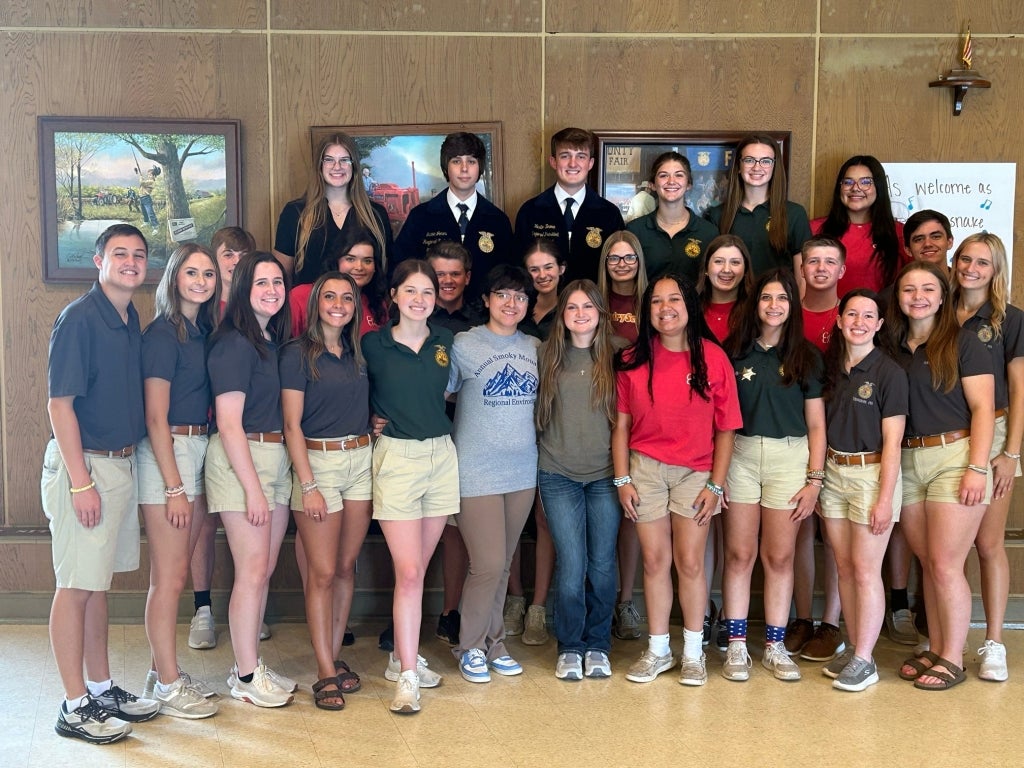 Tennessee FFA state and regional officers at Regional Office Preparatory Experience.