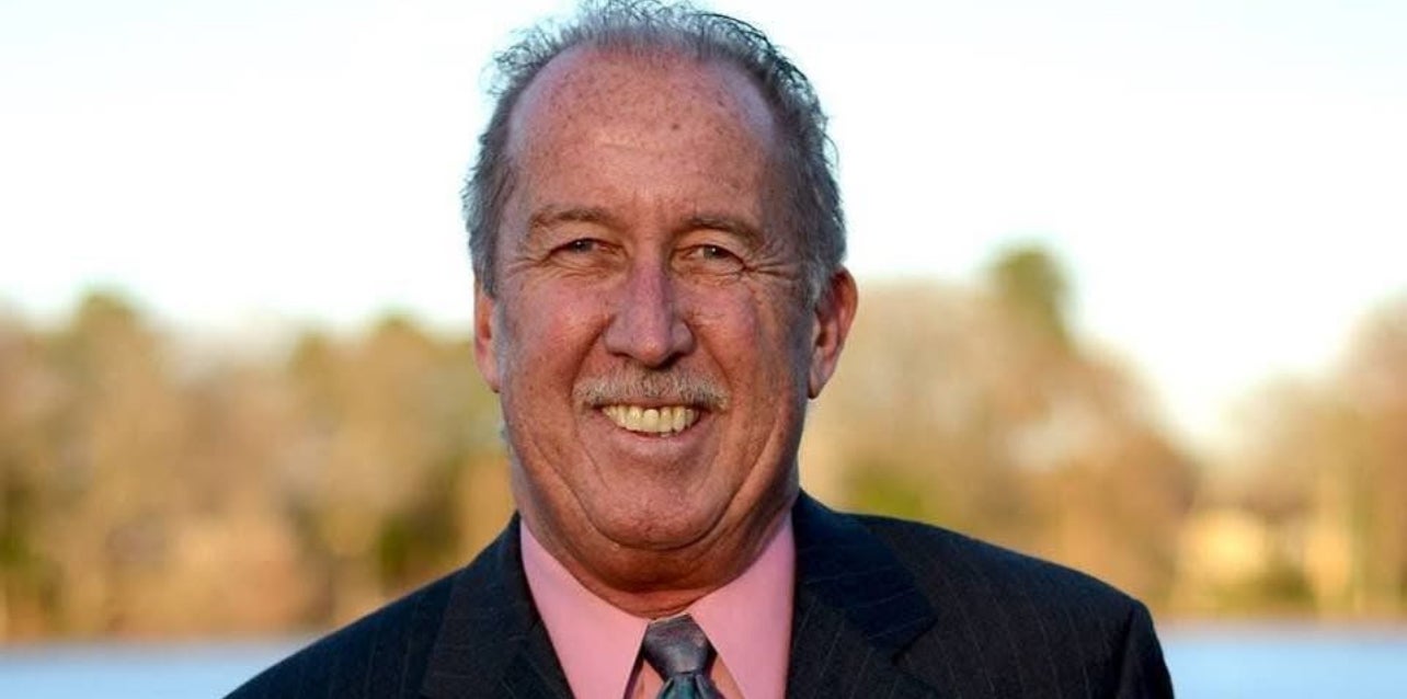 Living to Serve: Dr. William Lane’s Lifelong Commitment to Others