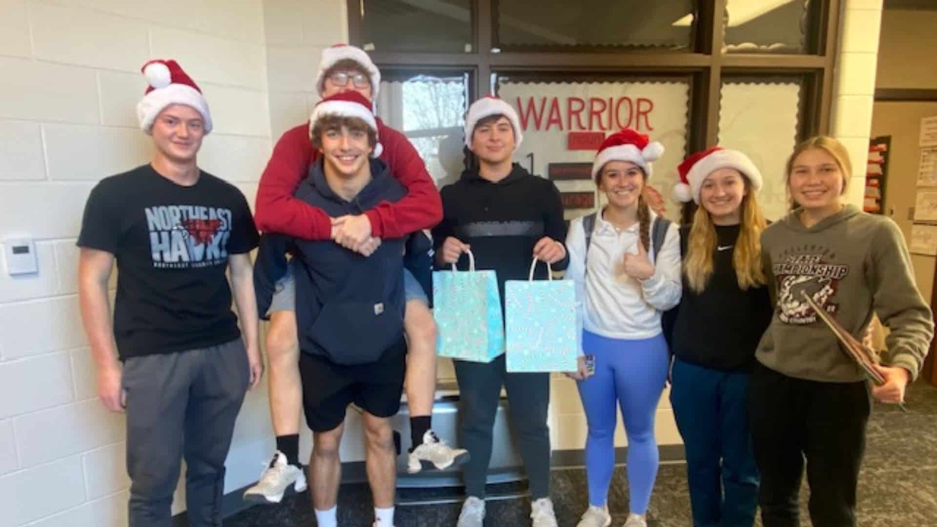 7 Ways to Spread Holiday Cheer