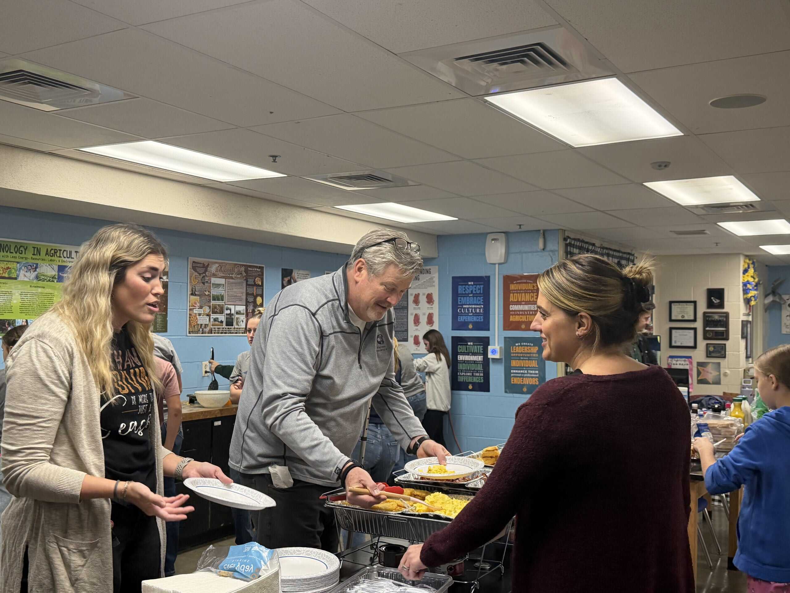 Serving Gratitude: The Bondurant FFA Chapter’s “Thankful for You” Breakfast to Staff