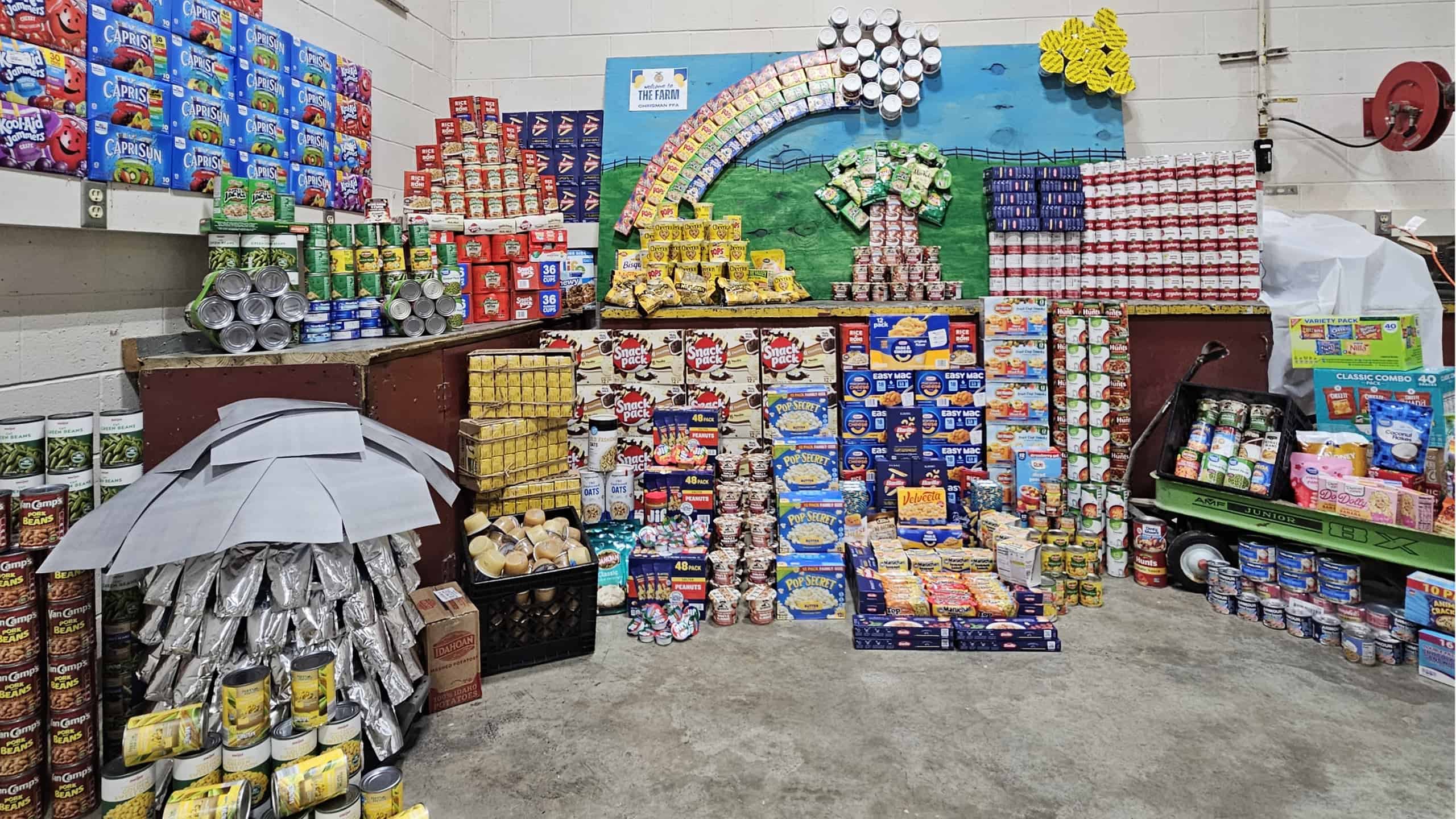 Illinois FFA Members Create Change, One Can at a Time