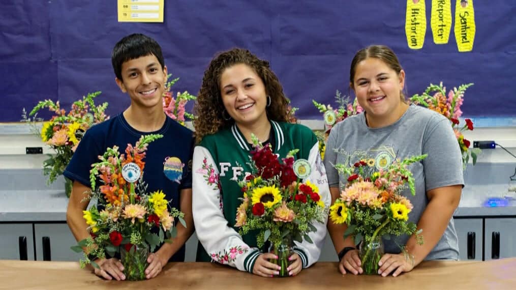 Floral Program Helps Chapter’s Confidence Blossom