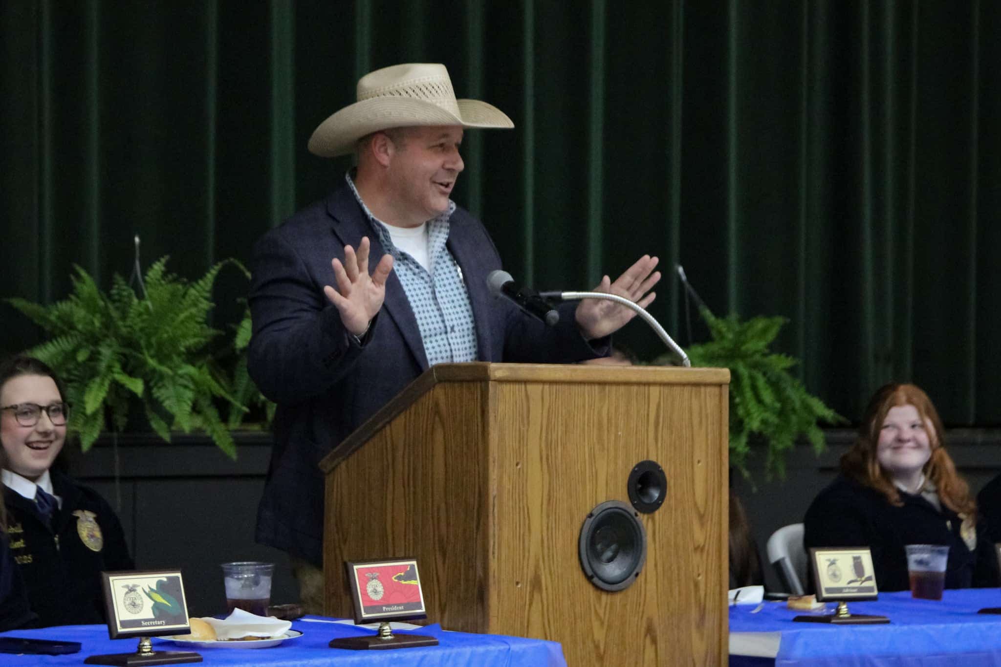 Tennessee Agriculture Commissioner Andy Holt Challenges FFA Members to Dream Bigger