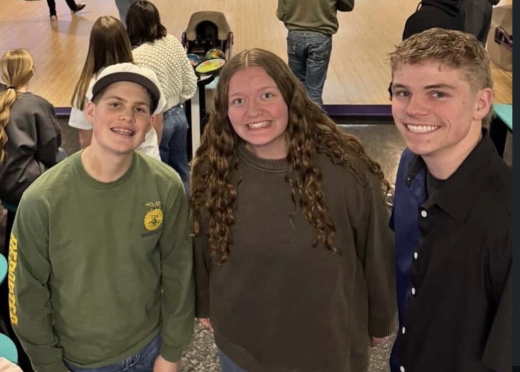 Tippecanoe Valley FFA members bonding at an FFA Sunday recreation activity.